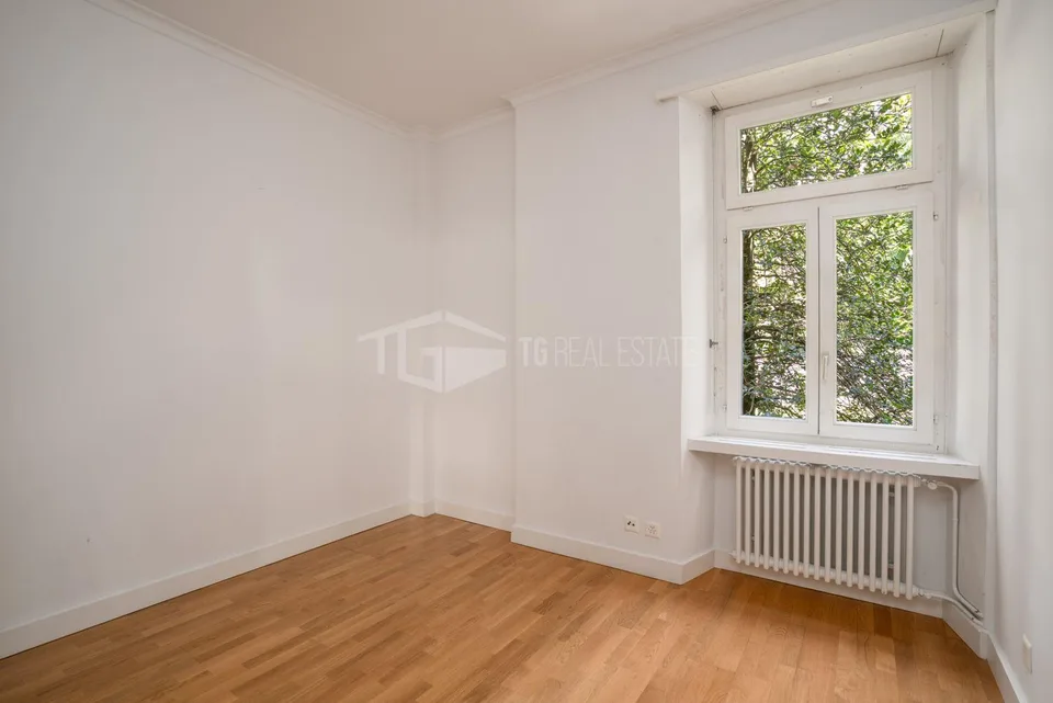 ELEGANTE APPARTAMENTO DI 5.5 LOCALI CON SPETTACOLARE VISTA LAGO | E...