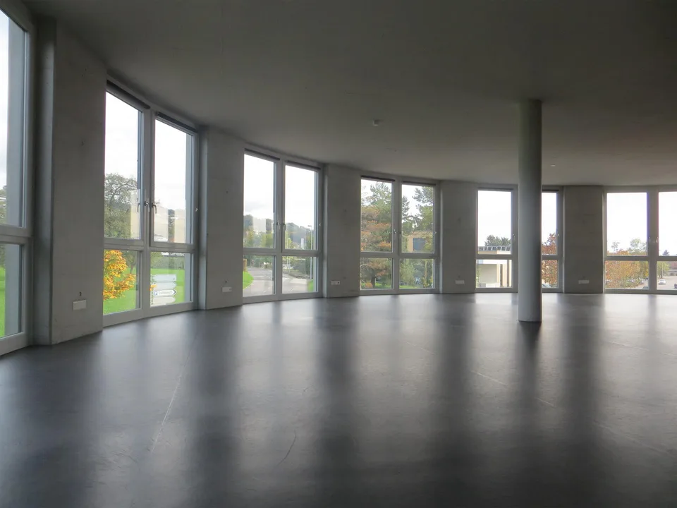 Attraktive Gewerbefläche mit unverbaubarer Aussicht
