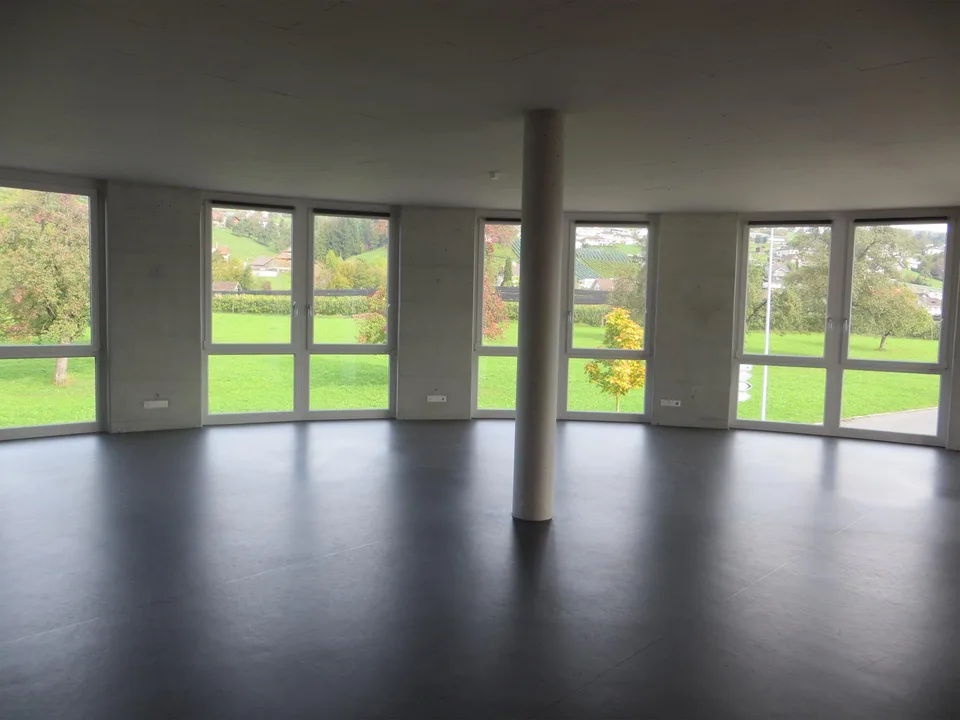 Attraktive Gewerbefläche mit unverbaubarer Aussicht
