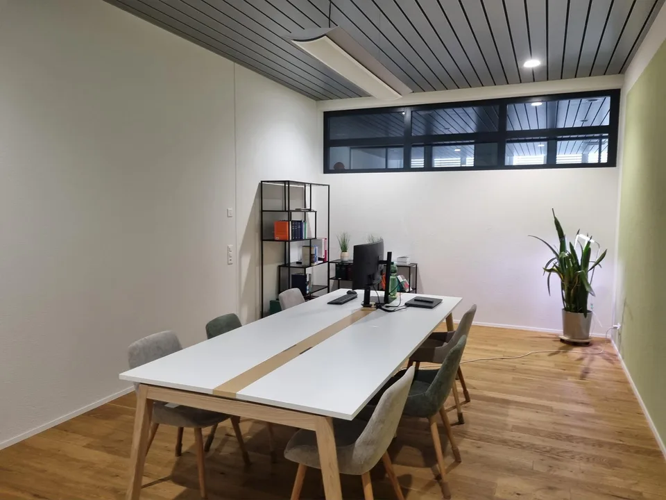 Helle, moderne Büroräume 107.3 m2 an Top Lage in Sarnen
