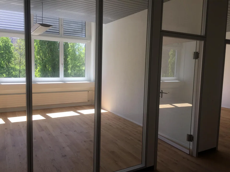 Helle, moderne Büroräume 107.3 m2 an Top Lage in Sarnen