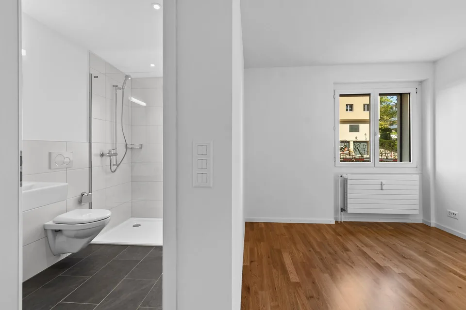 grosszügige 1.5-Zimmerwohnung mit Sitzplatz