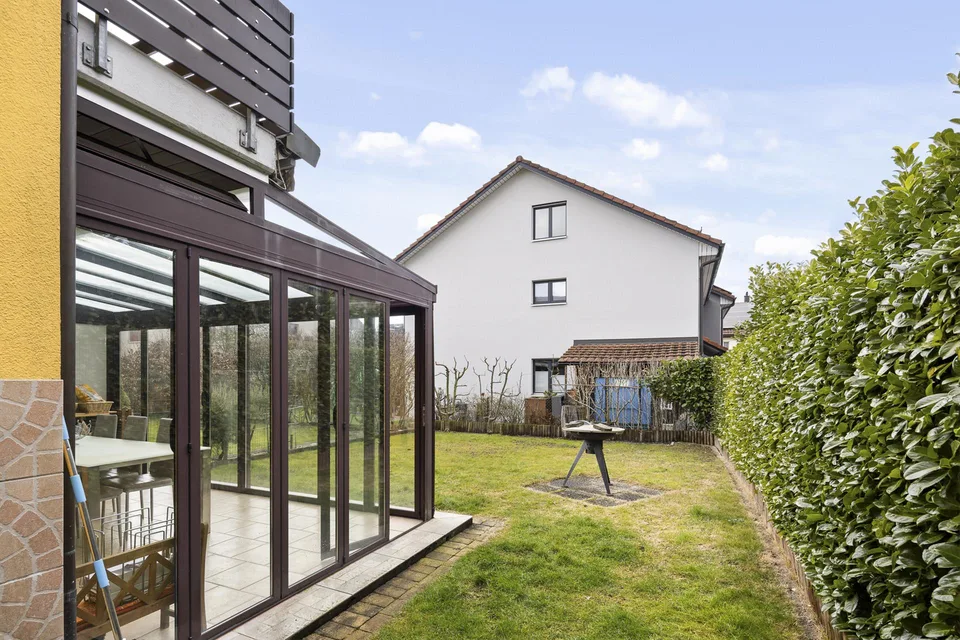 Family-friendly living experience with garden and winter garden