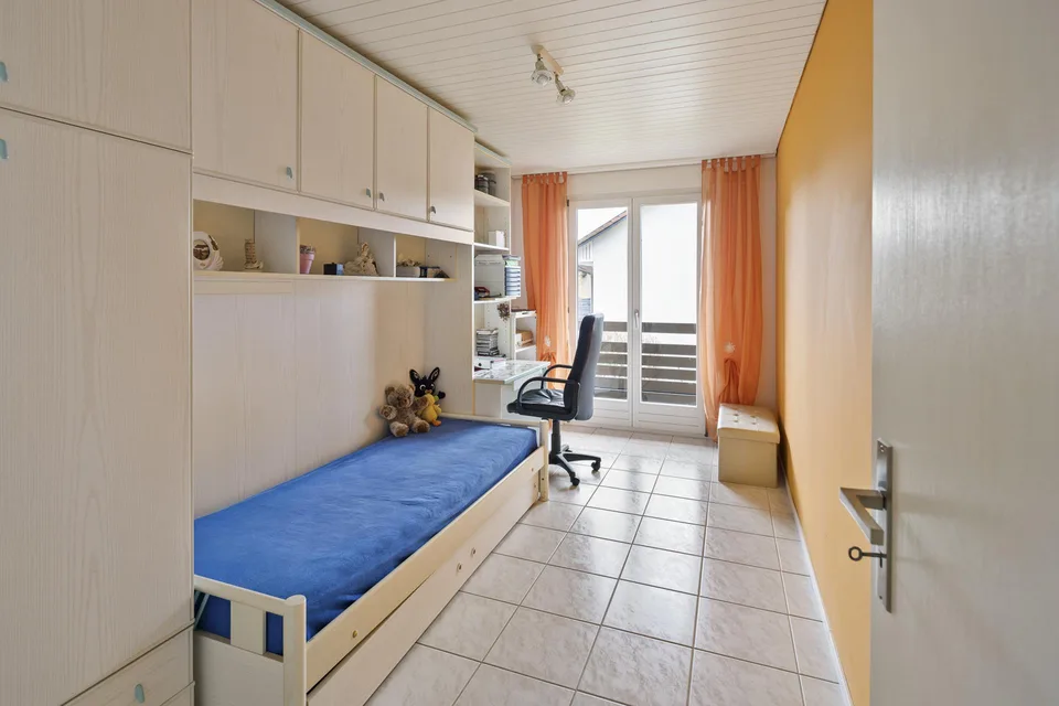 Family-friendly living experience with garden and winter garden