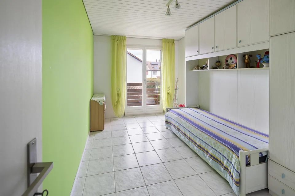 Family-friendly living experience with garden and winter garden
