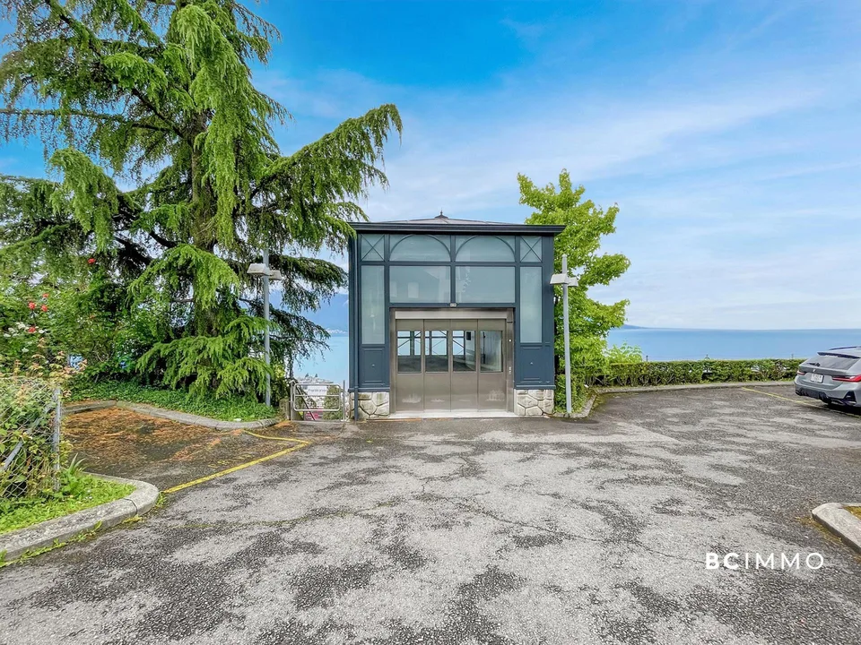 Élégance contemporaine avec vue panoramique