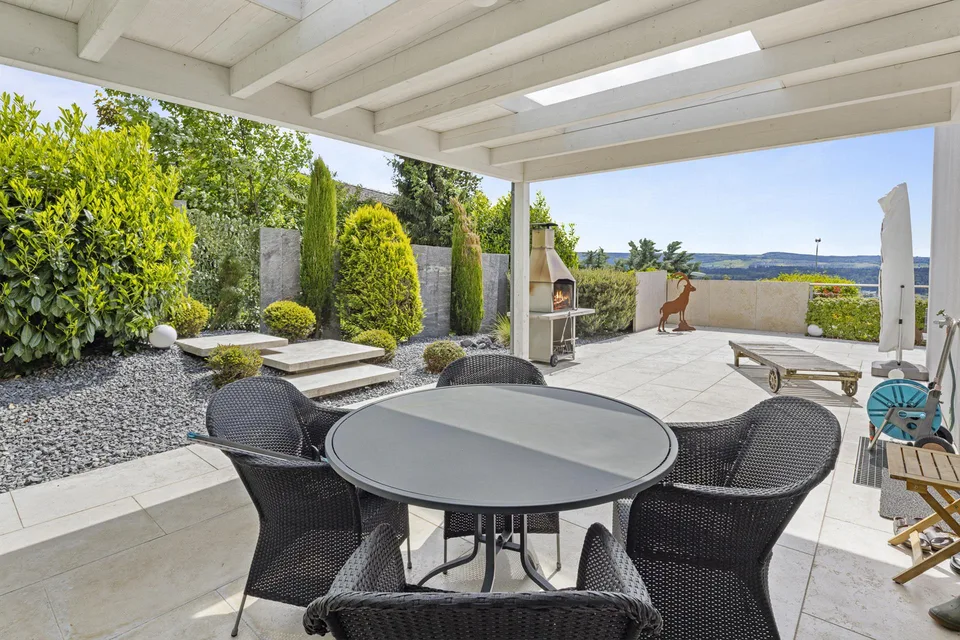 Wohntraum mit unverbaubarer Weitsicht und grosser Terrasse