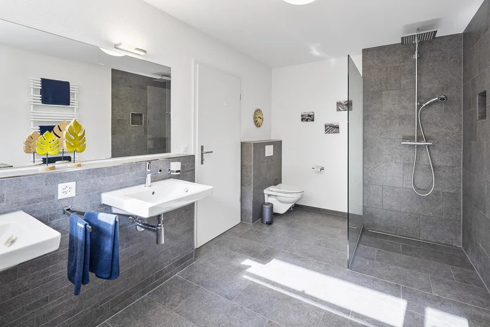 Moderner Wohntraum mit traumhafter Terrasse an ruhiger Lage