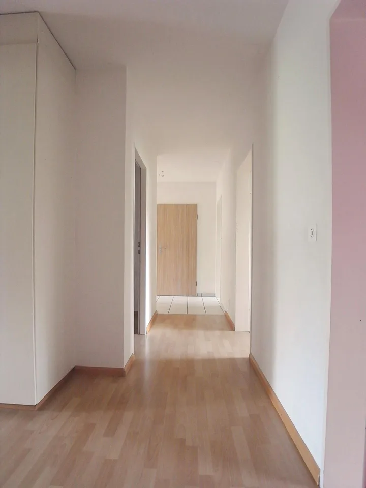 Familienwohnung mit eig. Waschraum & Balkon