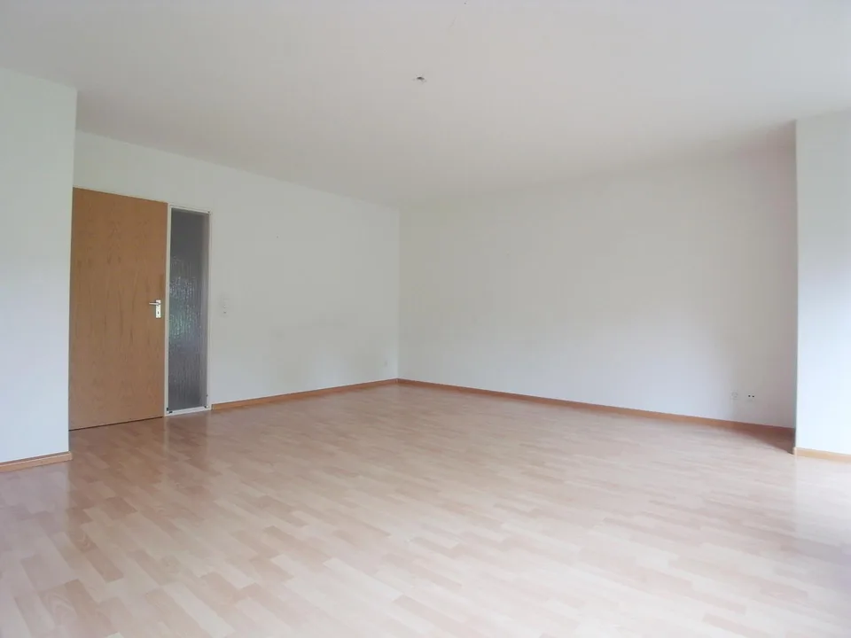 Familienwohnung mit eig. Waschraum & Balkon