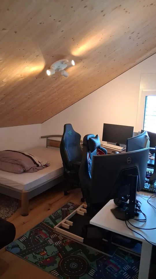 4 ½-Zimmer-Dachwohnung am Dorfrand von Grabs gelegen