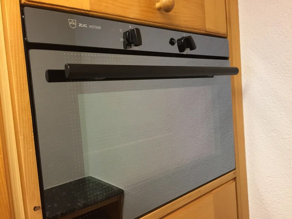Laax Dorf – Möblierte 2.5-Zimmer-Wohnung mit Cheminée  zu vermieten