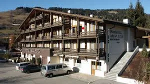 Laax Dorf – Möblierte 2.5-Zimmer-Wohnung mit Cheminée  zu vermieten