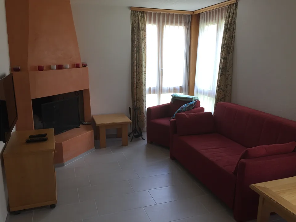 Laax Dorf – Möblierte 2.5-Zimmer-Wohnung mit Cheminée  zu vermieten
