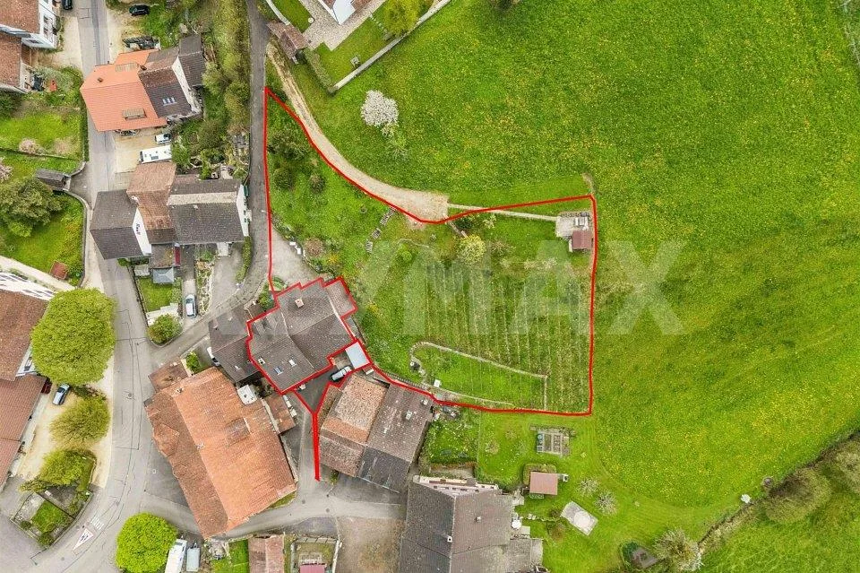 Spacious residential house with potential