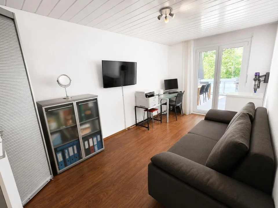 Modernisierte 4.5-Zimmer-Wohnung mit sonnigem Balkon in Kriens