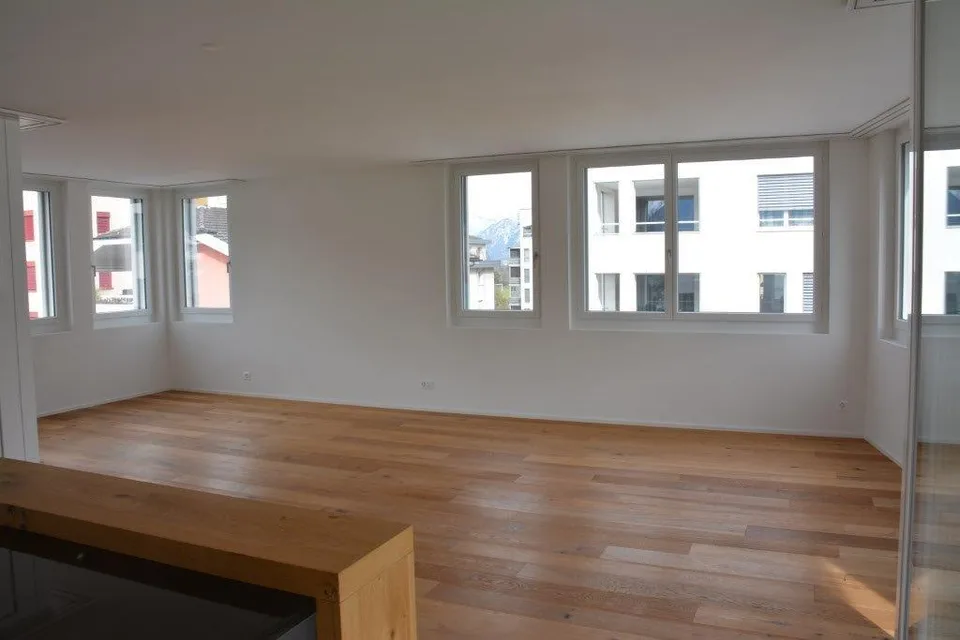 Hochwertige Attikawohnung im Herzen von Landquart