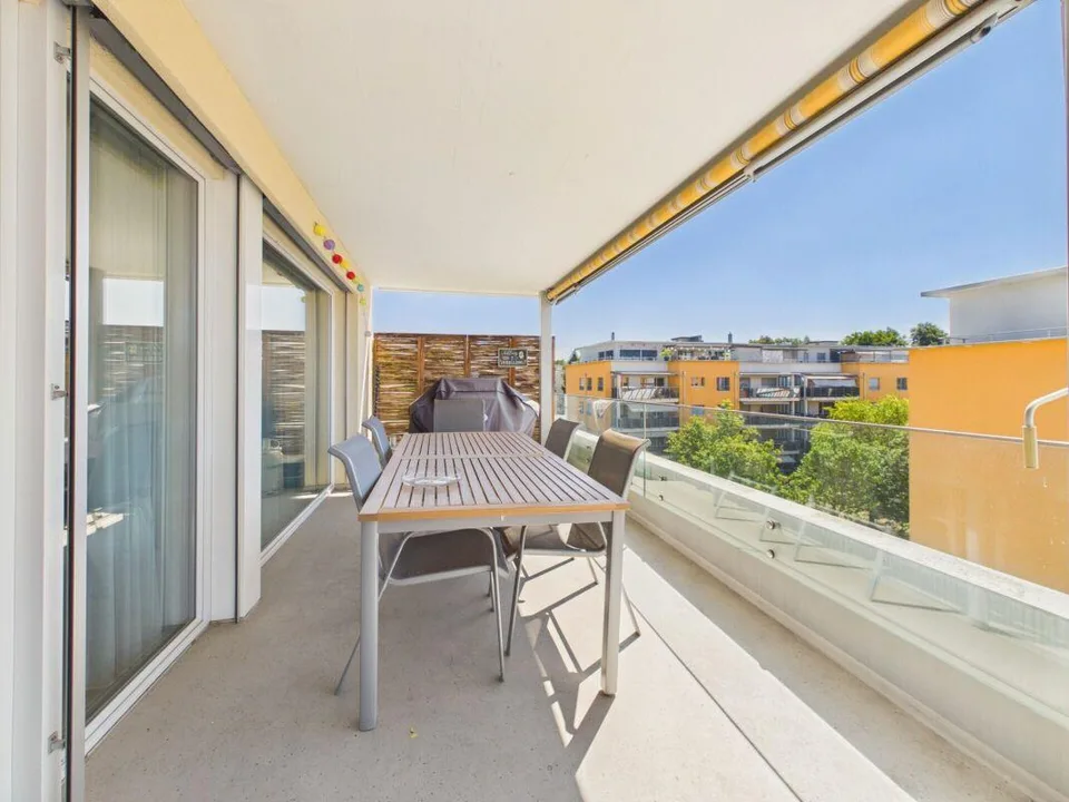 Grosszügig wohnen - 4.5-Zimmerwohnung mit 124 m² und grossem Balkon