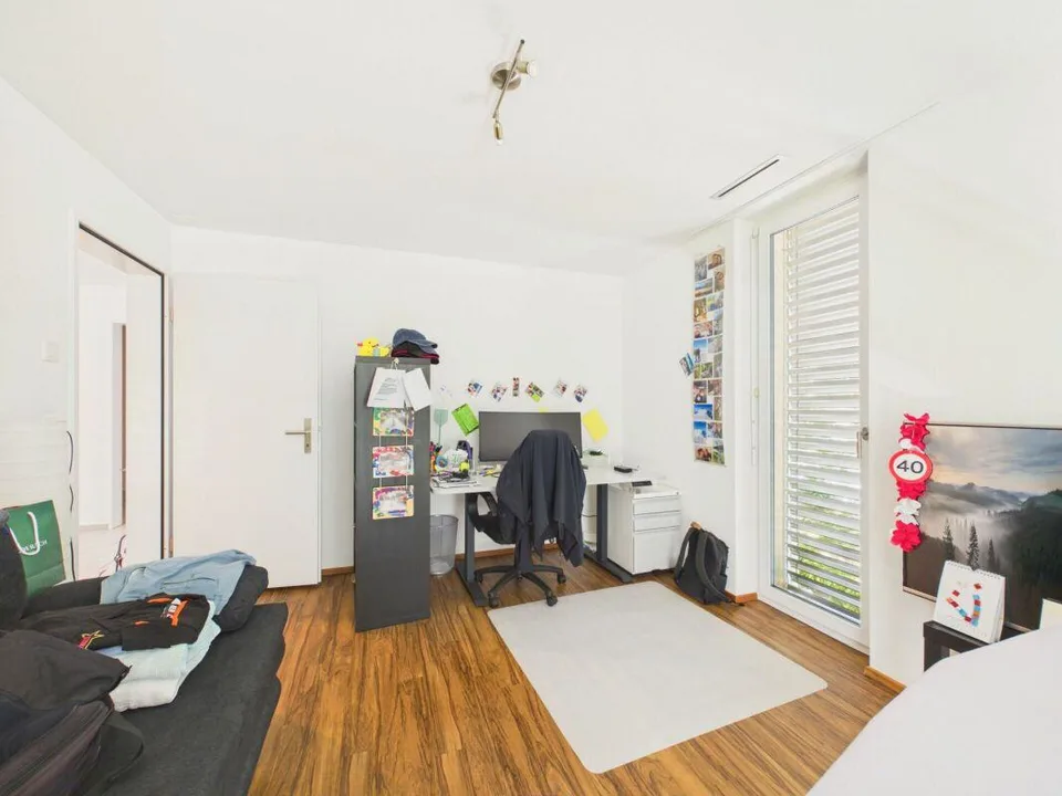 Grosszügig wohnen - 4.5-Zimmerwohnung mit 124 m² und grossem Balkon