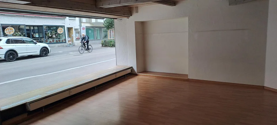 Laden- oder Bürolokal im Zentrum - Mietzins nach Vereinbarung möglich