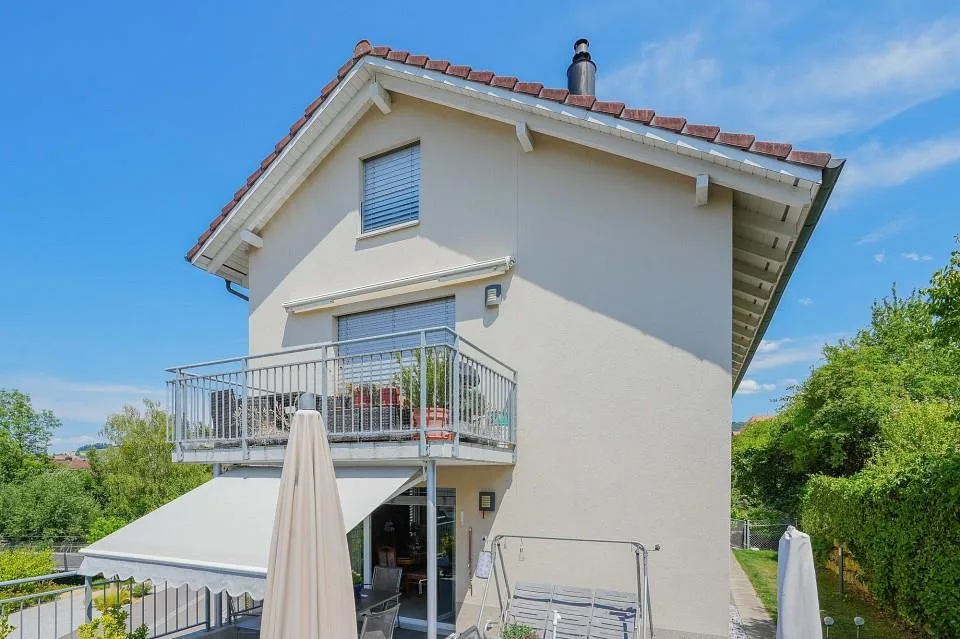 Living centrally and spaciously: 4.5 room maisonette apartment