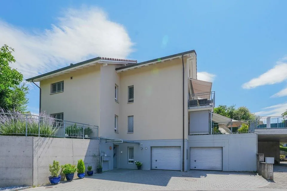 Living centrally and spaciously: 4.5 room maisonette apartment