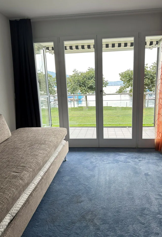 Exklusive 4.5 Zimmer Wohnung direkt am Vierwaldstättersee