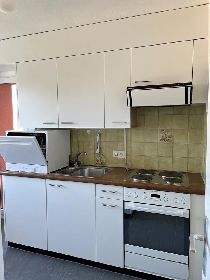 an sehr schöner Lage - 4.5 Zimmer Wohnung