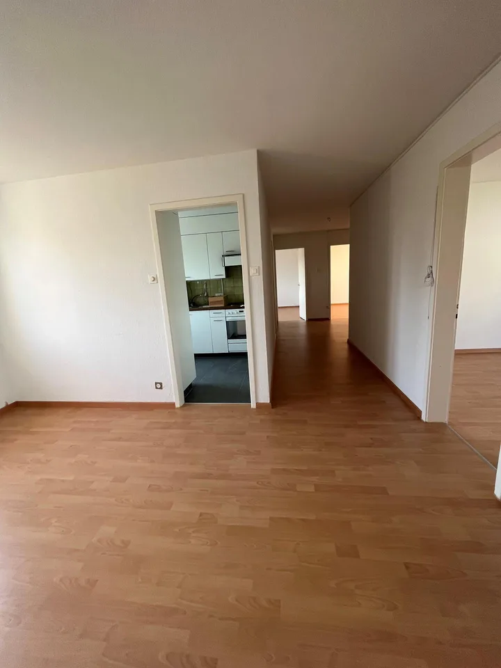 an sehr schöner Lage - 4.5 Zimmer Wohnung