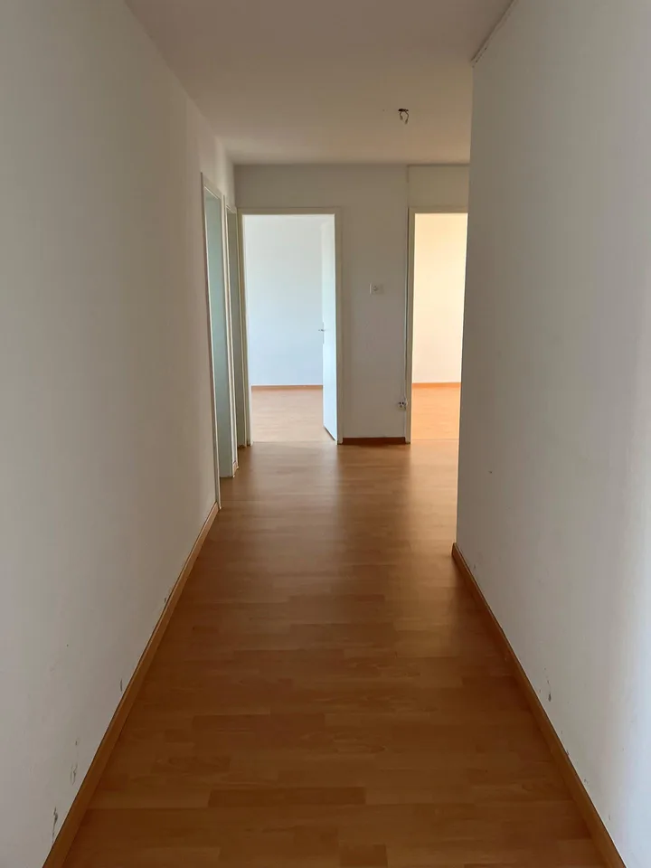 an sehr schöner Lage - 4.5 Zimmer Wohnung