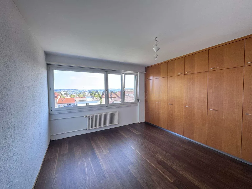 Seesicht-Wohnung inkl. 45 m² Multifunktions-Lager