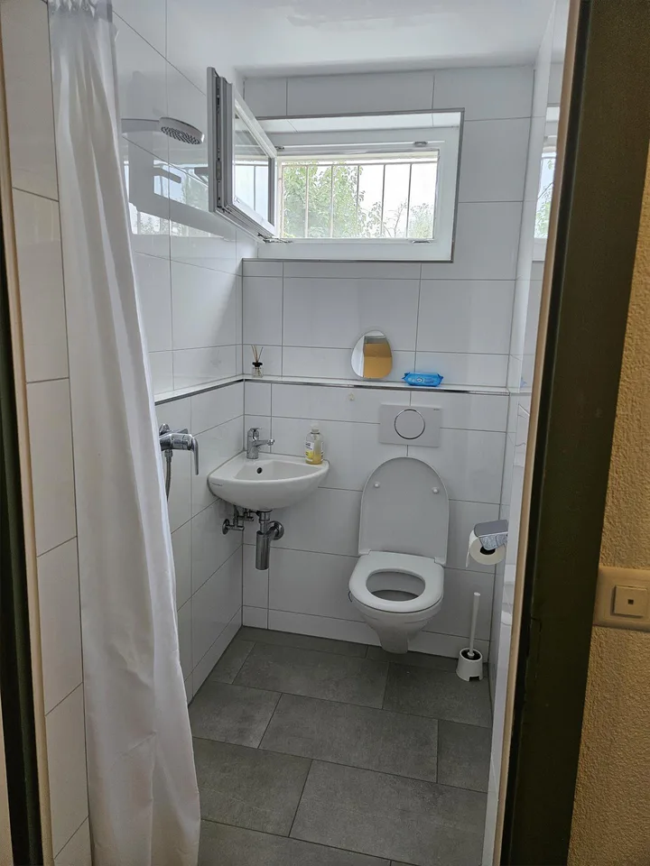 Studio mit traumhafter Aussicht an ruhiger Lage, Küssnacht