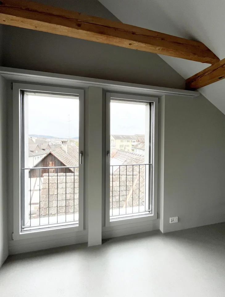 Moderne 2.5 Zimmer Dachwohnung am Rande der Altstadt