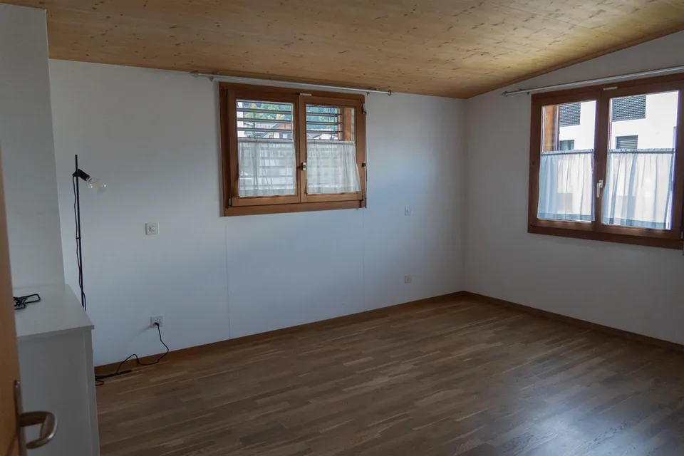 lichtdurchflutete 5.5-Zimmer-Wohnung zu vermieten