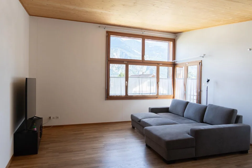 lichtdurchflutete 5.5-Zimmer-Wohnung zu vermieten