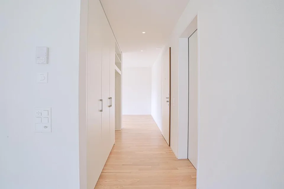 WUNDERSCHÖNE Wohnung mit grossem BALKON – photo 7 of 10