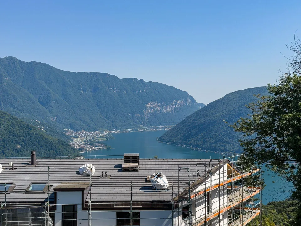 Casa unifamiliare vista lago a Carona