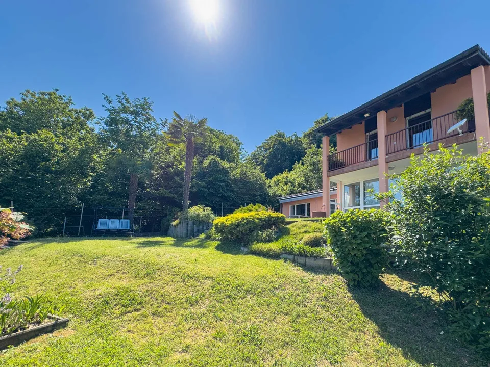Casa unifamiliare vista lago a Carona