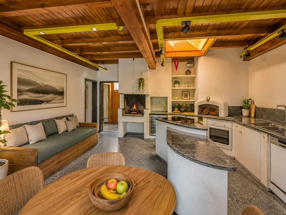 Villa con giardino e piscina a Collina d’Oro