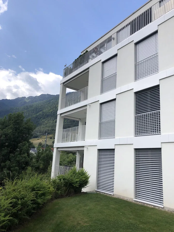 Moderne 4.5 Zimmer Wohnung in Rhäzüns (inkl. Tiefgaragenparkplatz)