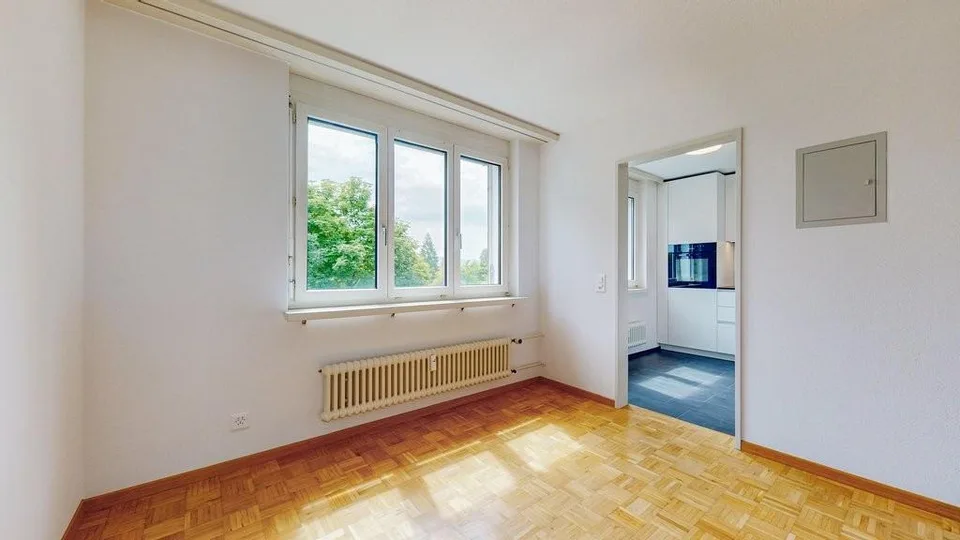 Ihre neu sanierte 4.5 Zimmerwohnung mit zwei Balkonen – Foto 2 von 10