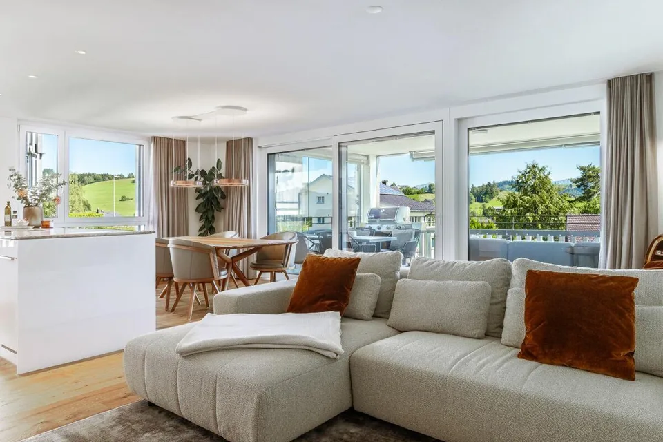 Stylish 3.5-room apartment with Alpstein view