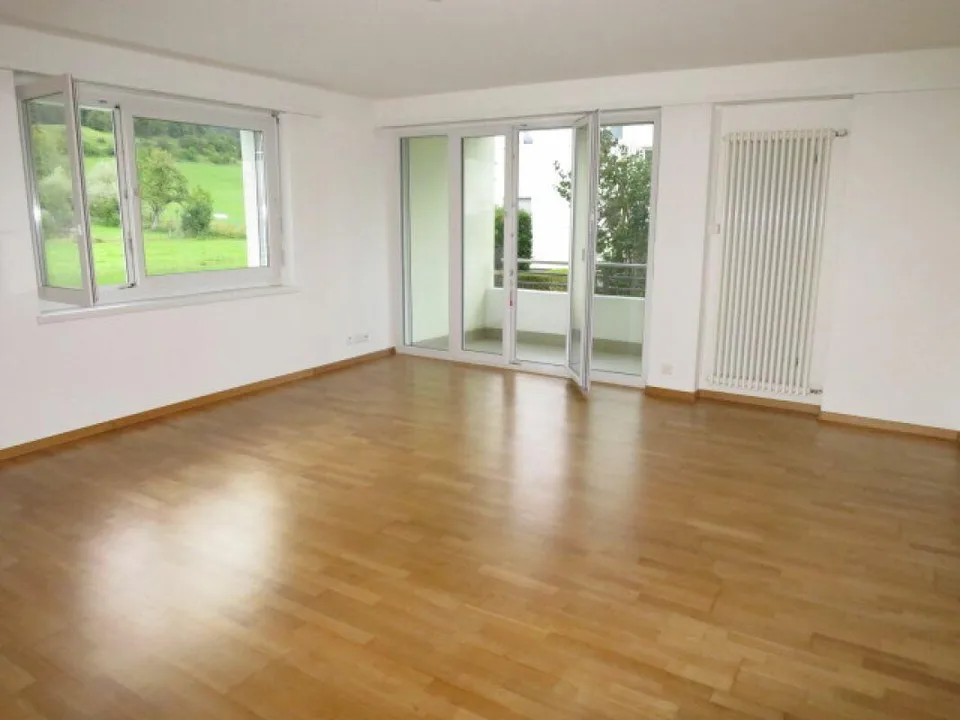 4-Zimmer-Wohnung im Hochparterre in ruhiger Lage in Männedorfieten