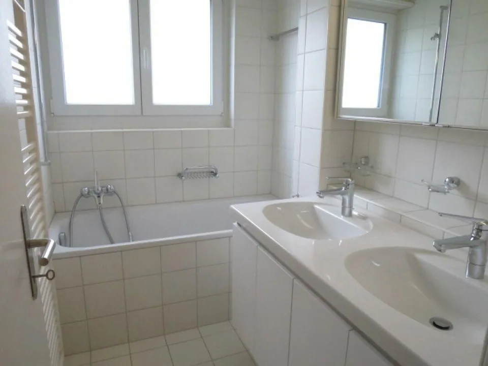 4-Zimmer-Wohnung im Hochparterre in ruhiger Lage in Männedorfieten