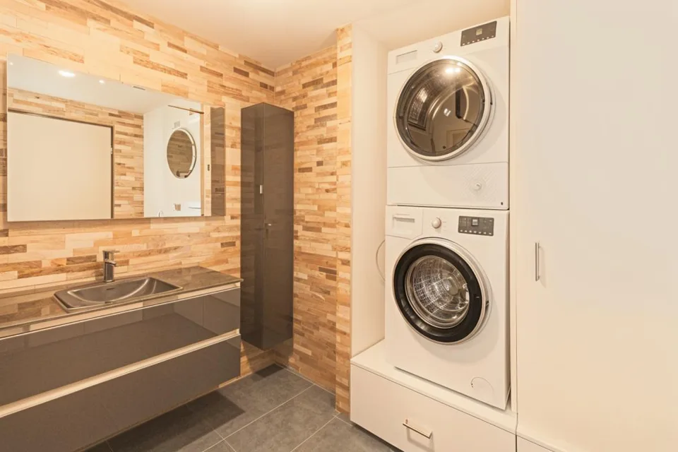 5.5-Zimmer-Maisonettewohnung mit sonnigem Balkon und moderner Ausstattung