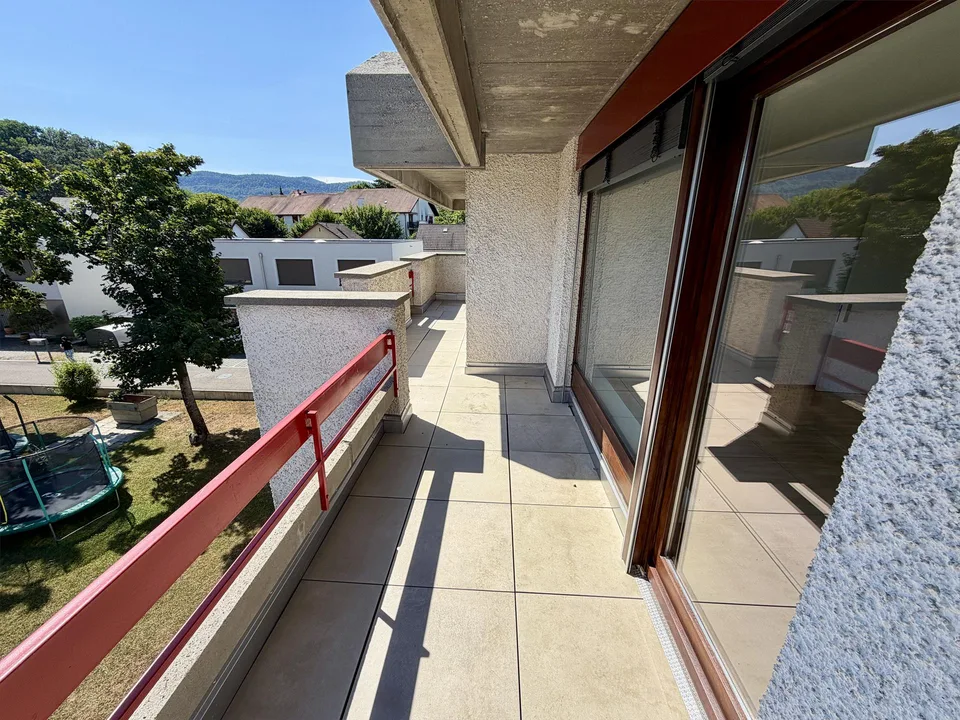 3.5-Zimmer-Attikawohnung  - 2026 renoviert mit grosser Rundum-Terrasse