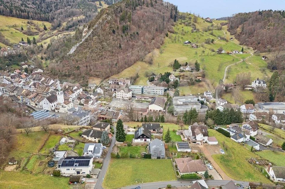 Bauland in ruhigem Wohnquartier am Sonnenhang