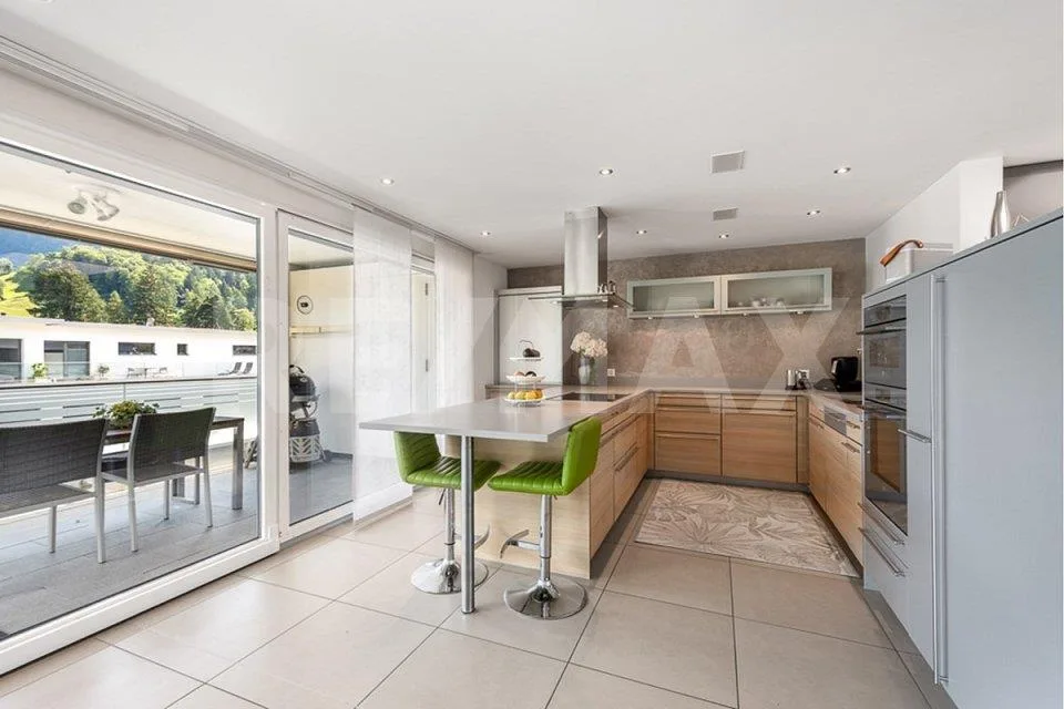 Exclusive 4.5-room attic apartment with breathtaking views