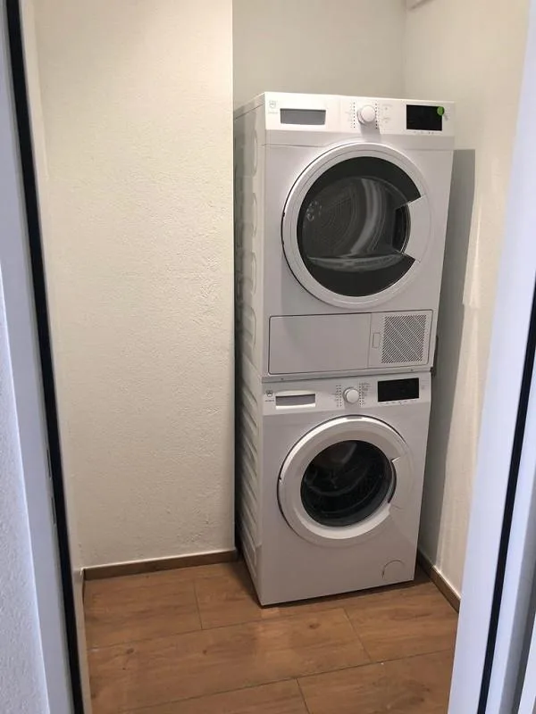 Nachmieter gesucht für eine moderne 3.5 Zi Whg (1. Stock) in Cazis