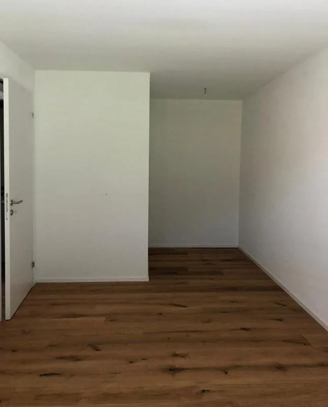 Nachmieter gesucht für eine moderne 3.5 Zi Whg (1. Stock) in Cazis